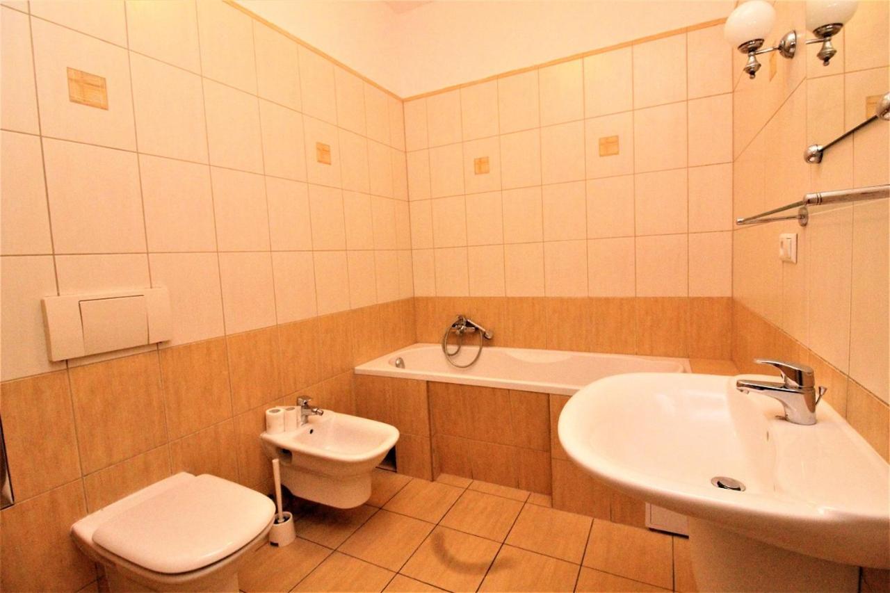 Golocalife Krakow, Sienkiewicza 9